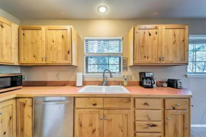 Secluded Riverside Cabin With Deck & Gas Grill! - thumb 5
