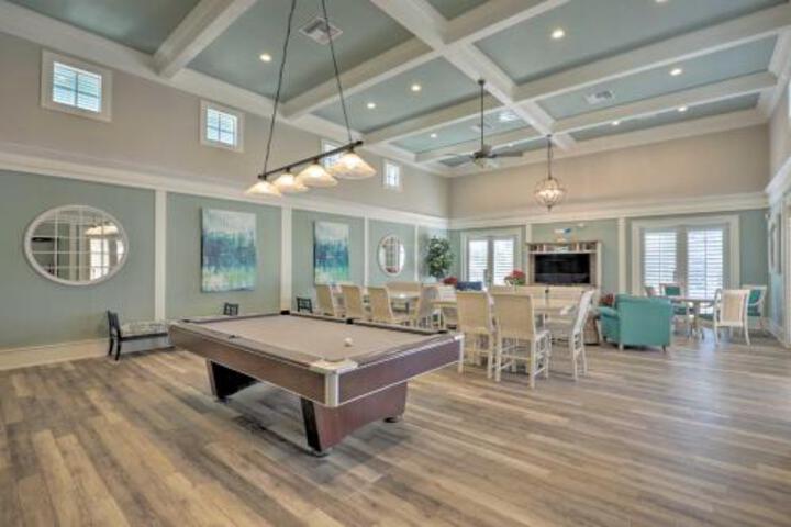 Resort Condo W / Private Beach Access + Pool! - thumb 6