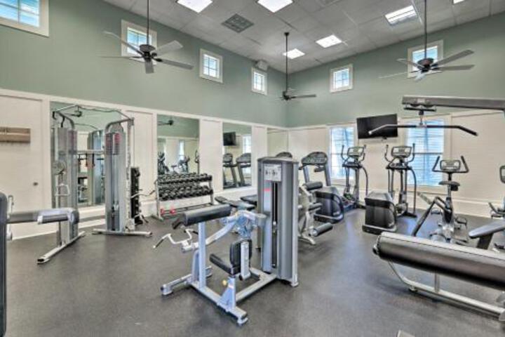 Resort Condo W / Private Beach Access + Pool! - thumb 1