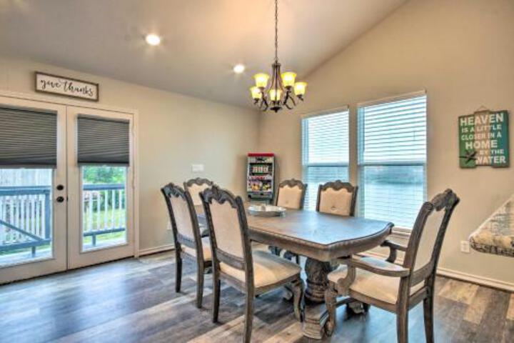 San Jacinto River Home With Private Boat Slip! - thumb 5