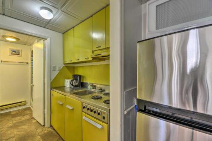 1 Ocean Fun: Emerald Isle Apt 30yds To BCH - thumb 3