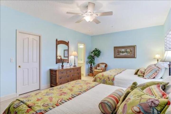 241 S Fletcher Townhouse - thumb 7