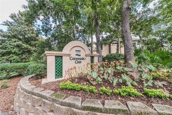 Colonnade Club 200 2 Bedrooms Sleeps 4 - thumb 3