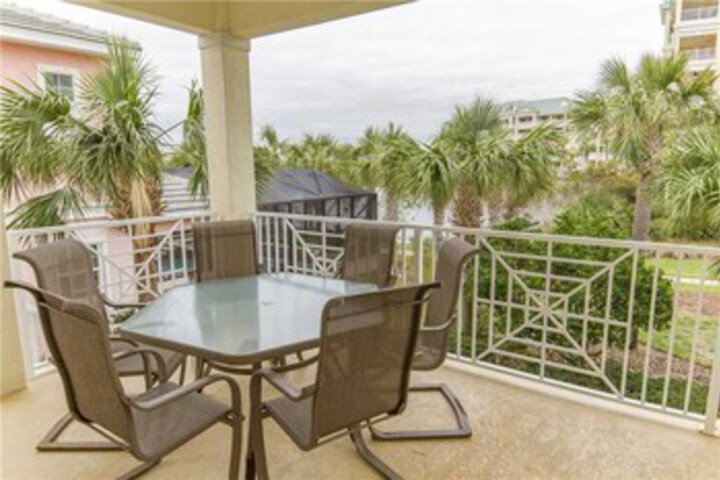 A Wave From It All 3 Bedrooms Sleeps 8 Cinnamon Beach Pet Friendly WiFi - thumb 0