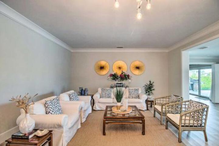 Lavish Vero Beach Escape W / Pool Hot Tub+Dock - thumb 5