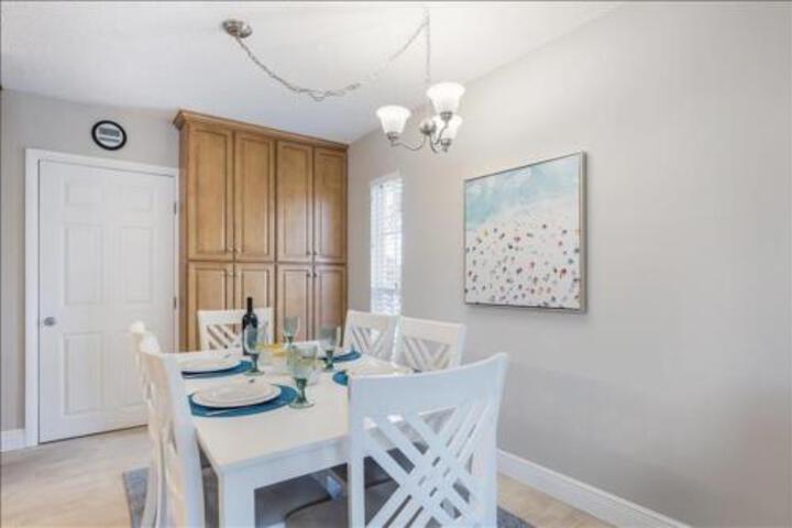 7 Doors Down Villa - thumb 0