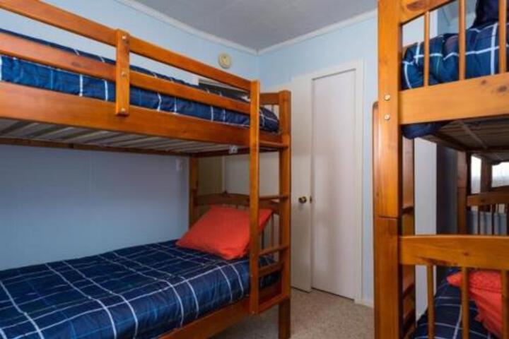 4358 W. Lake Road Home - thumb 2