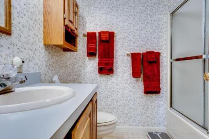 Overlook 1D Condo - thumb 1