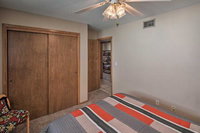 Pet Friendly Oasis w / BBQ 2 Mi to Lake Havasu