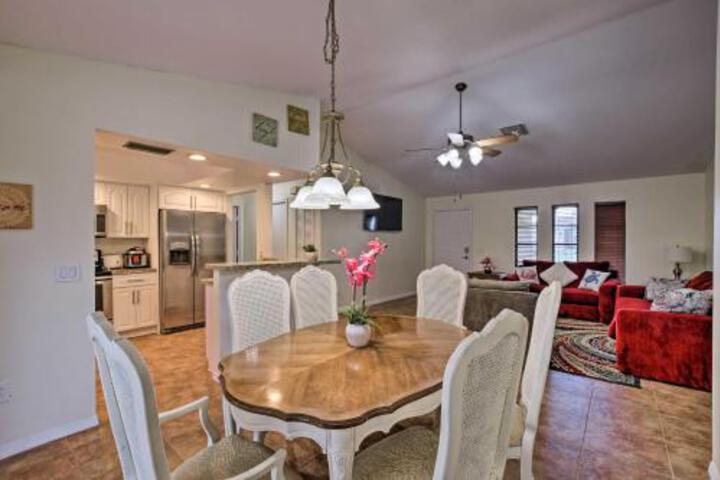 Cape Coral Escape W / Lanai 3 Mi To Downtown! - thumb 4