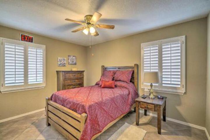 Quiet Home W / Patio 4 Mi To UTEP & Airport! - thumb 1
