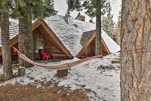 Tahoe Cabin W / Hot Tub Near Squaw & Alpine! - thumb 1