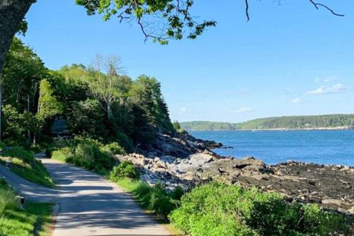 On The Rocks - thumb 1