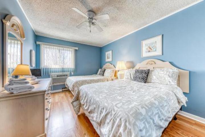 Sundance 202 - thumb 3