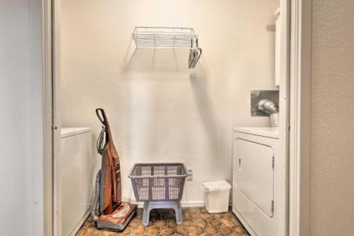 Year Round Mountain Getaway With Hot Tub Golf Access - thumb 6