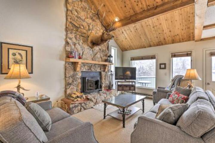 Year Round Mountain Getaway With Hot Tub Golf Access - thumb 5