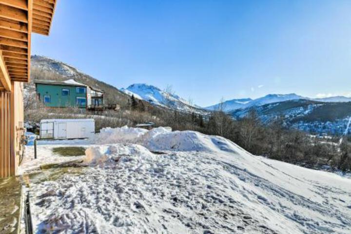 Serene Anchorage Getaway W / Mountain Views! - thumb 3