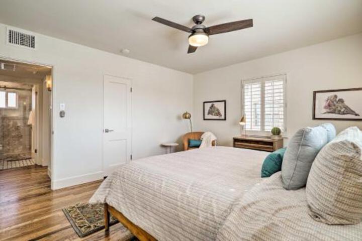 SW Mid Century Modern Home In Rim & UTEP Area! - thumb 1