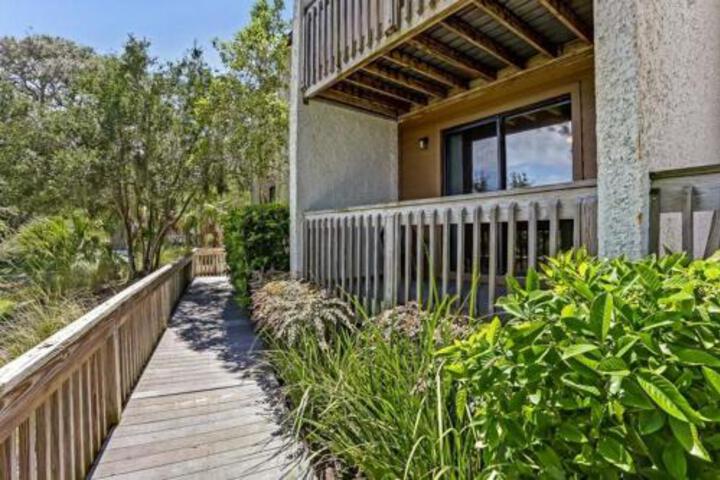 Forest Ridge Condo - thumb 2