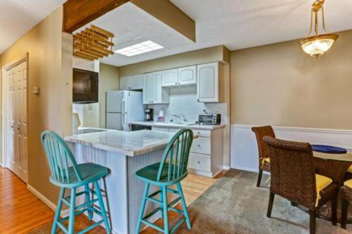 Forest Ridge Condo - thumb 3