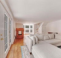 1795 Farmhouse - Tourism Bookings