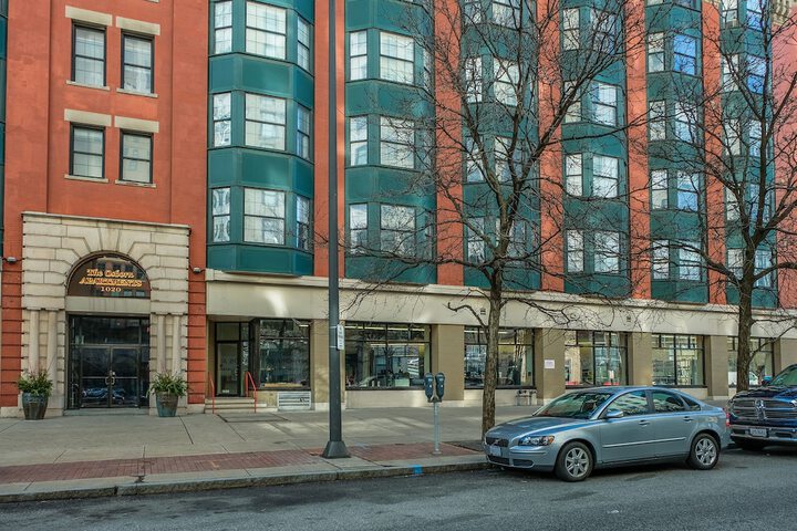 Frontdesk - Osborn Apts Downtown Cleveland - thumb 1