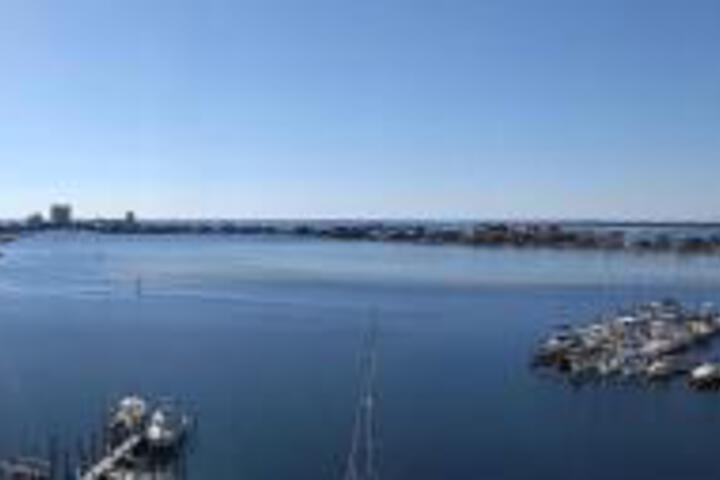 8D South Harbour - thumb 6