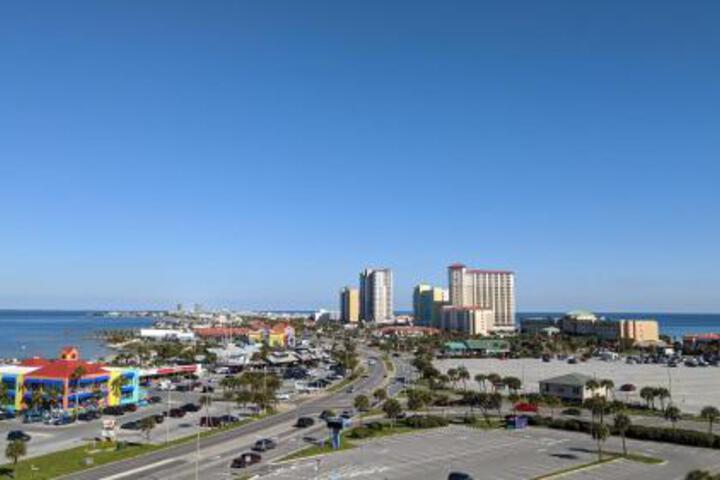 8D South Harbour - thumb 2