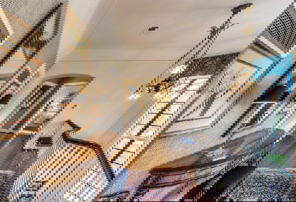 Julian Price House - thumb 3