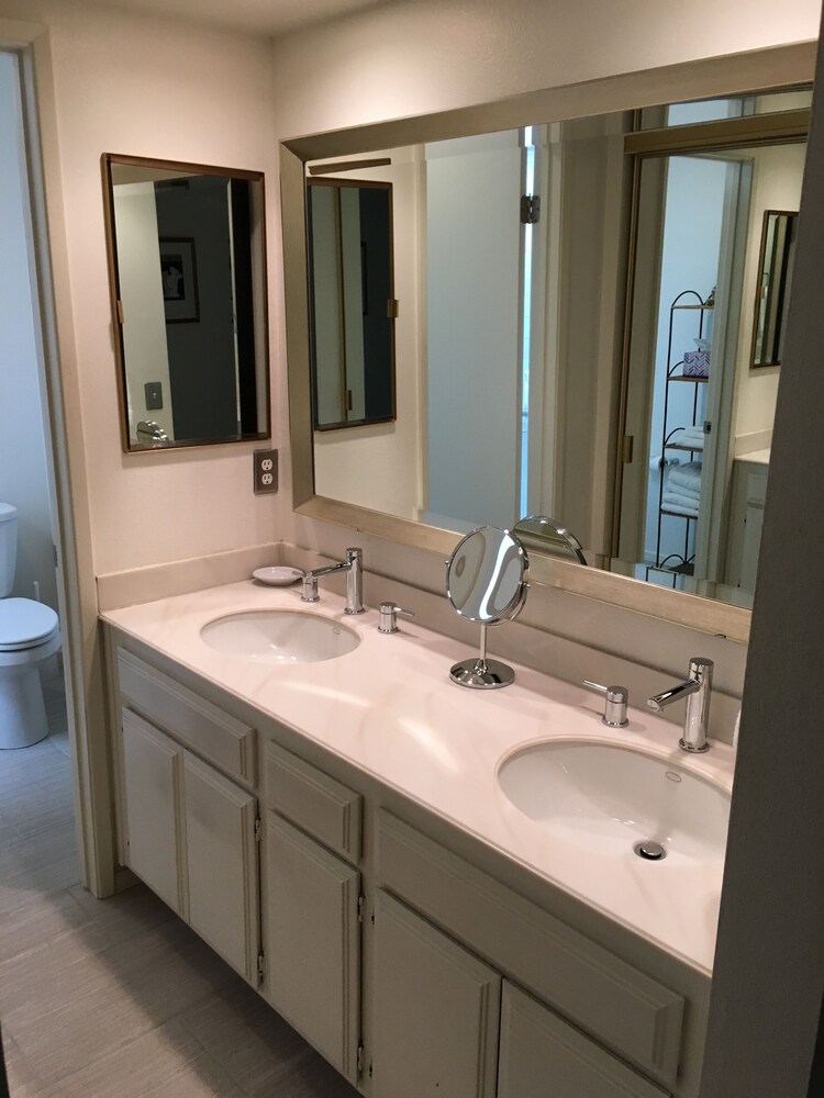 Sea Island Dr 68266 By RedAwning - thumb 5