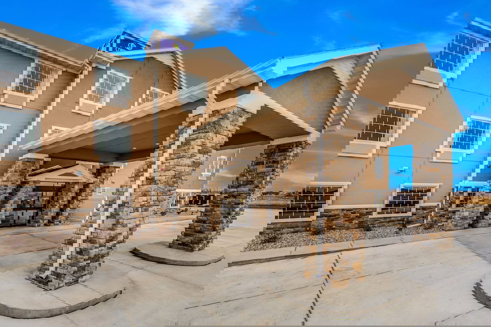 Cobblestone Hotel & Suites - Cozad - thumb 0