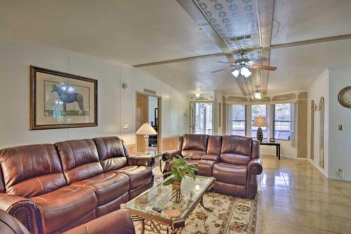 Spacious Frostproof Home Mins To Fishing & Golf - thumb 1