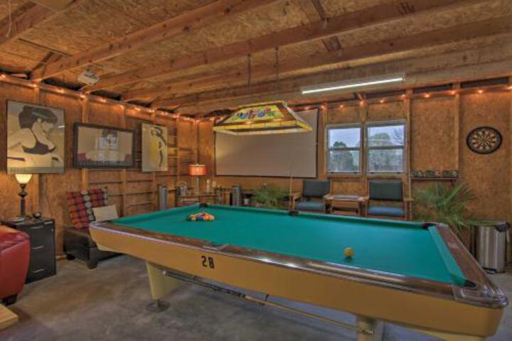 Mid Century Modern Oasis With Spacious Patio! - thumb 1