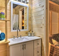 Solo Adventure  Couples Retreat by Asheville - USA Accommodation