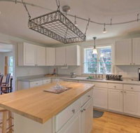 Private Lakefront Retreat: 4 Mi to the Beach! - China Accommodation
