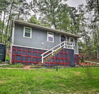 Secluded Avinger Cabin .5 Mi to Lake O The Pines - Tourism Bookings