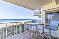 Luxe Oceanfront Condo w / Pool  Beach Gear