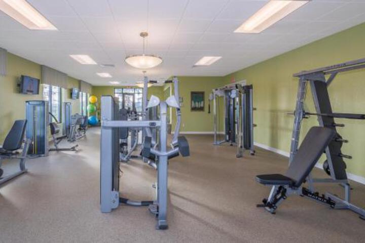 (YV202) Storey Lake Condo 2 / 2 Free Waterpark - thumb 2