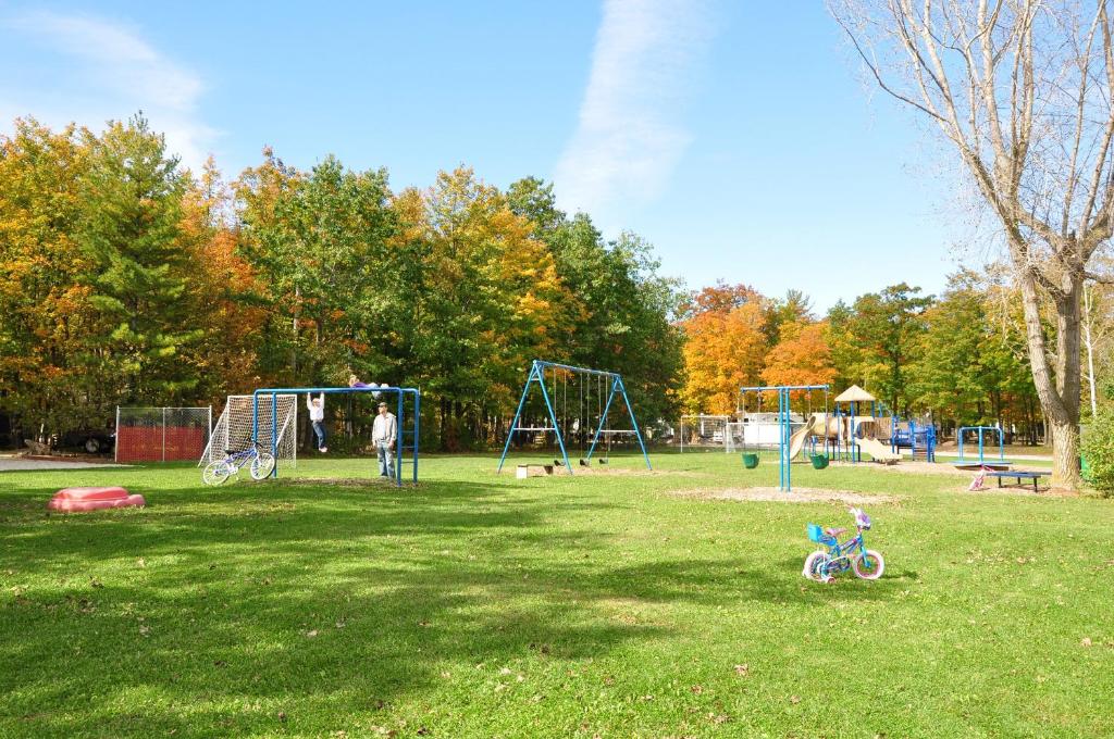 Tranquil Timbers Park Model 7 - thumb 5