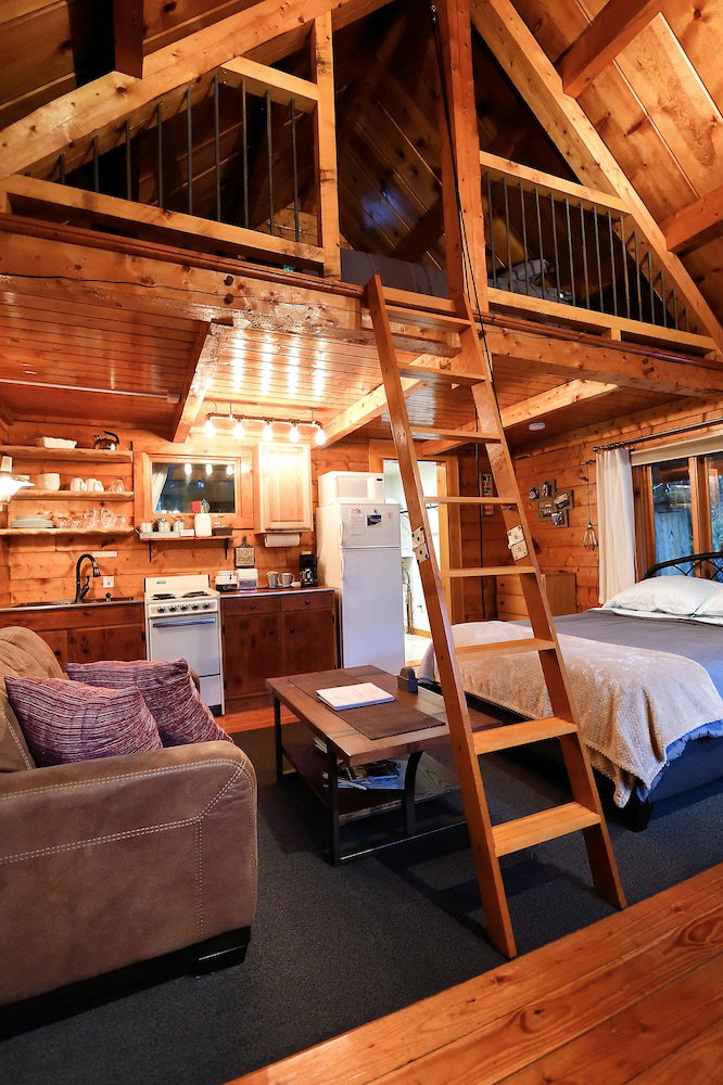 Alyeska Hideaway Log Cabins Glacier Cabin - thumb 1