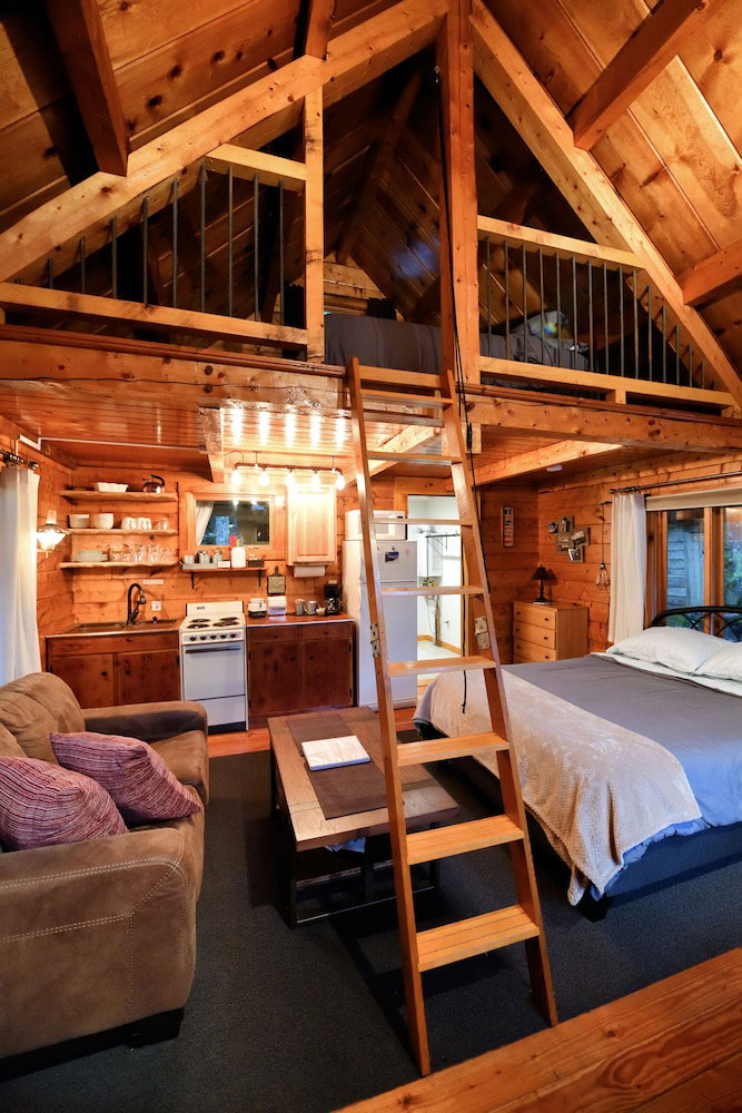 Alyeska Hideaway Log Cabins Glacier Cabin - thumb 0