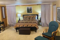 Bass Lake Cottage Yosemite Park