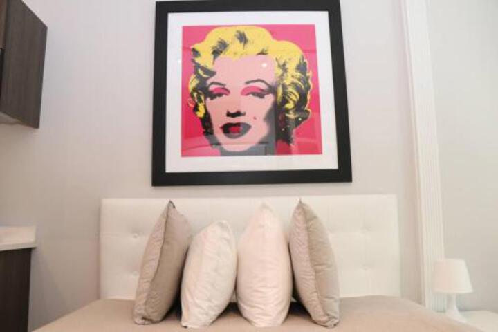 A Stylish Stay W / A Queen Bed Heated Floors.. #29 - thumb 1