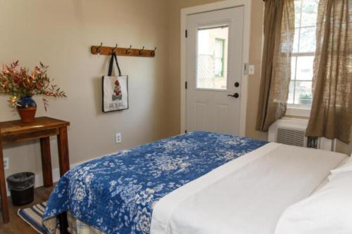 Langridge Lodge Charming Studio Great Location! Residence - thumb 4