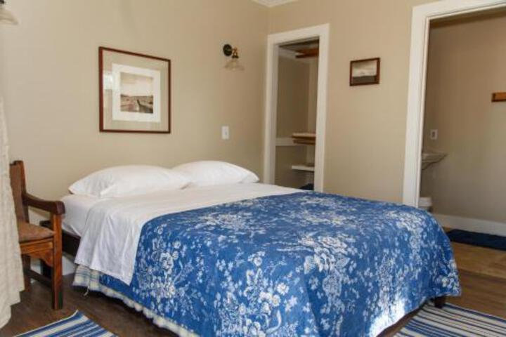 Langridge Lodge Charming Studio Great Location! Residence - thumb 1