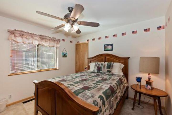 023 Bearly Inn Home - thumb 0