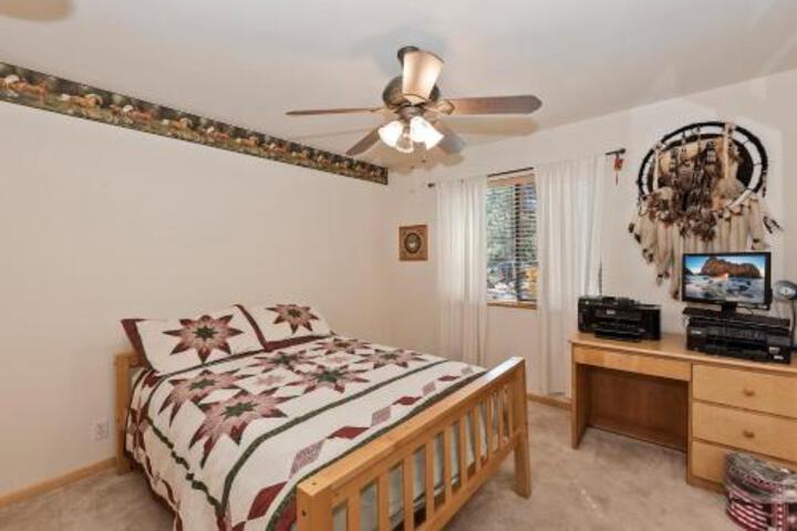 023 Bearly Inn Home - thumb 4