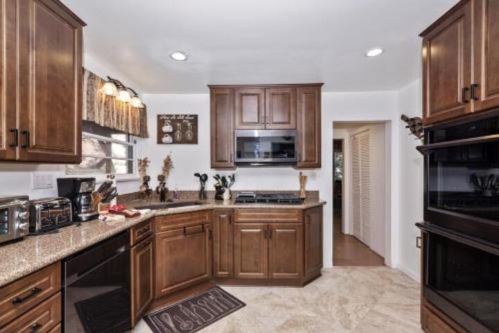 039 Little Doe Lodge Home - thumb 6