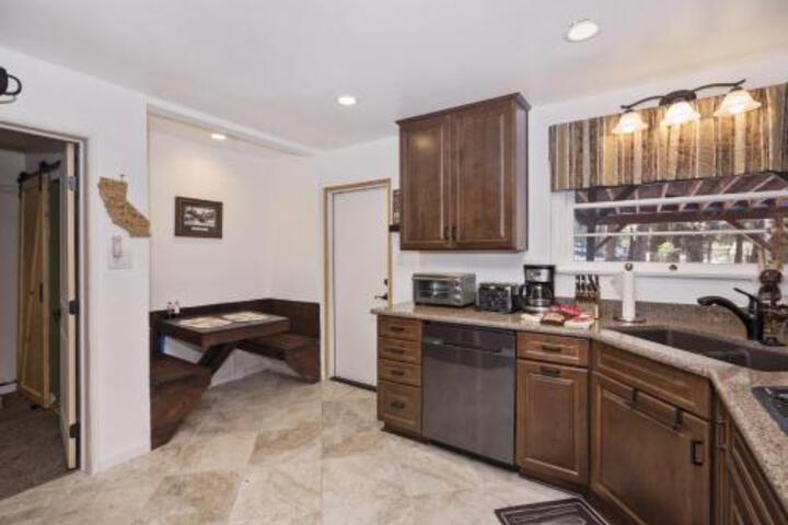 039 Little Doe Lodge Home - thumb 0