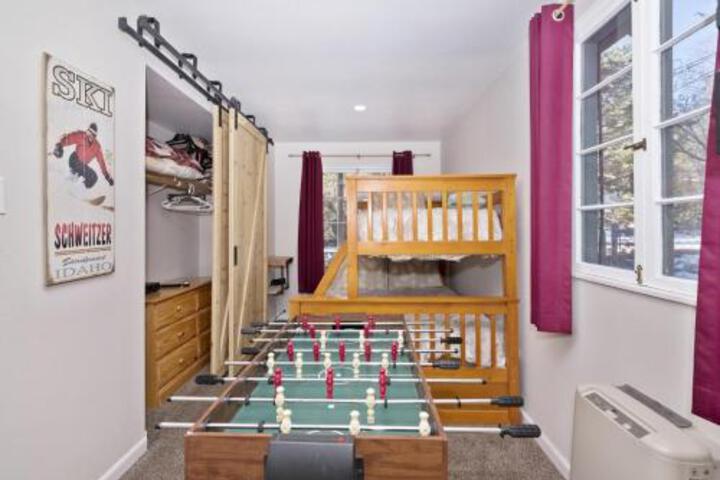 039 Little Doe Lodge Home - thumb 5